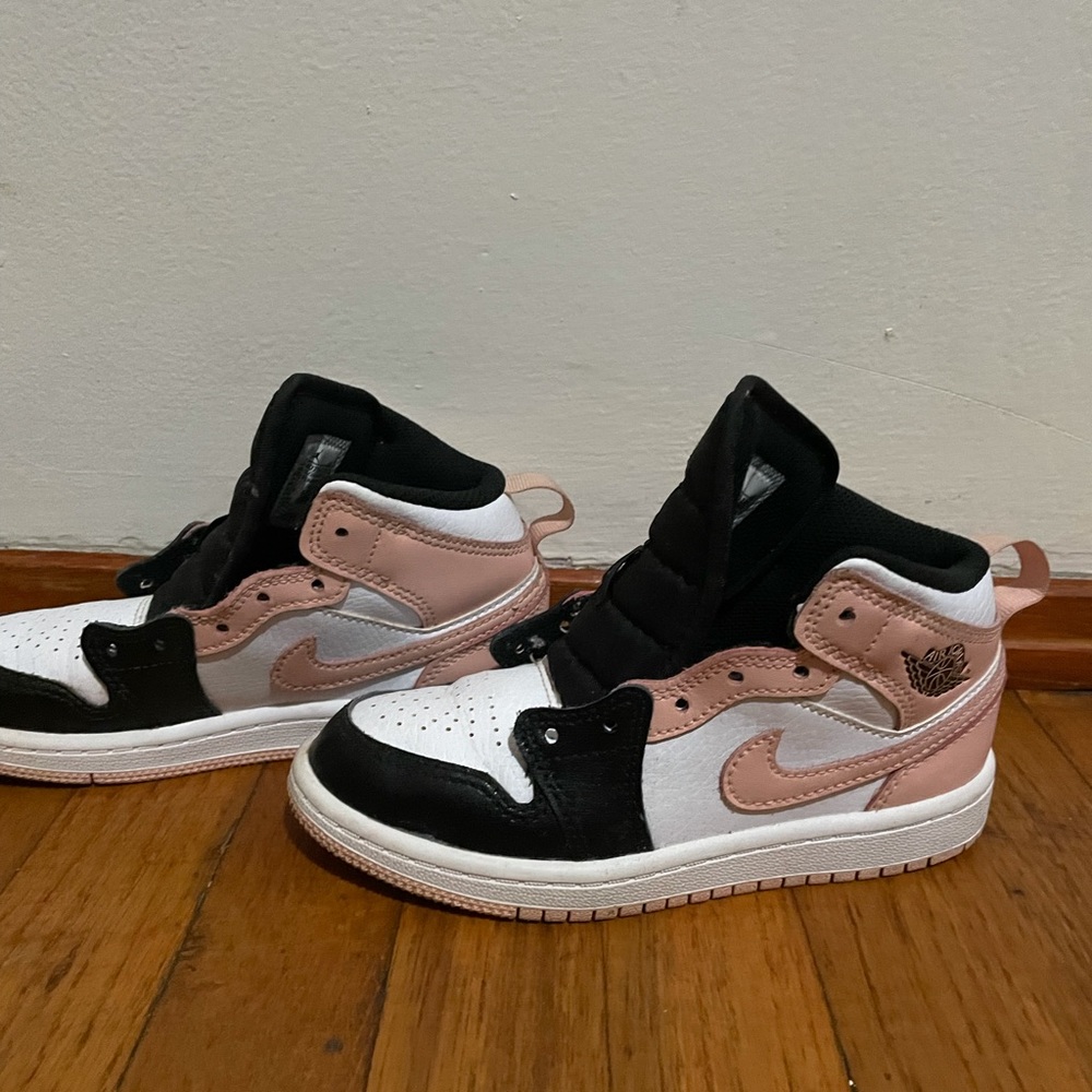 Jordan 1 11c